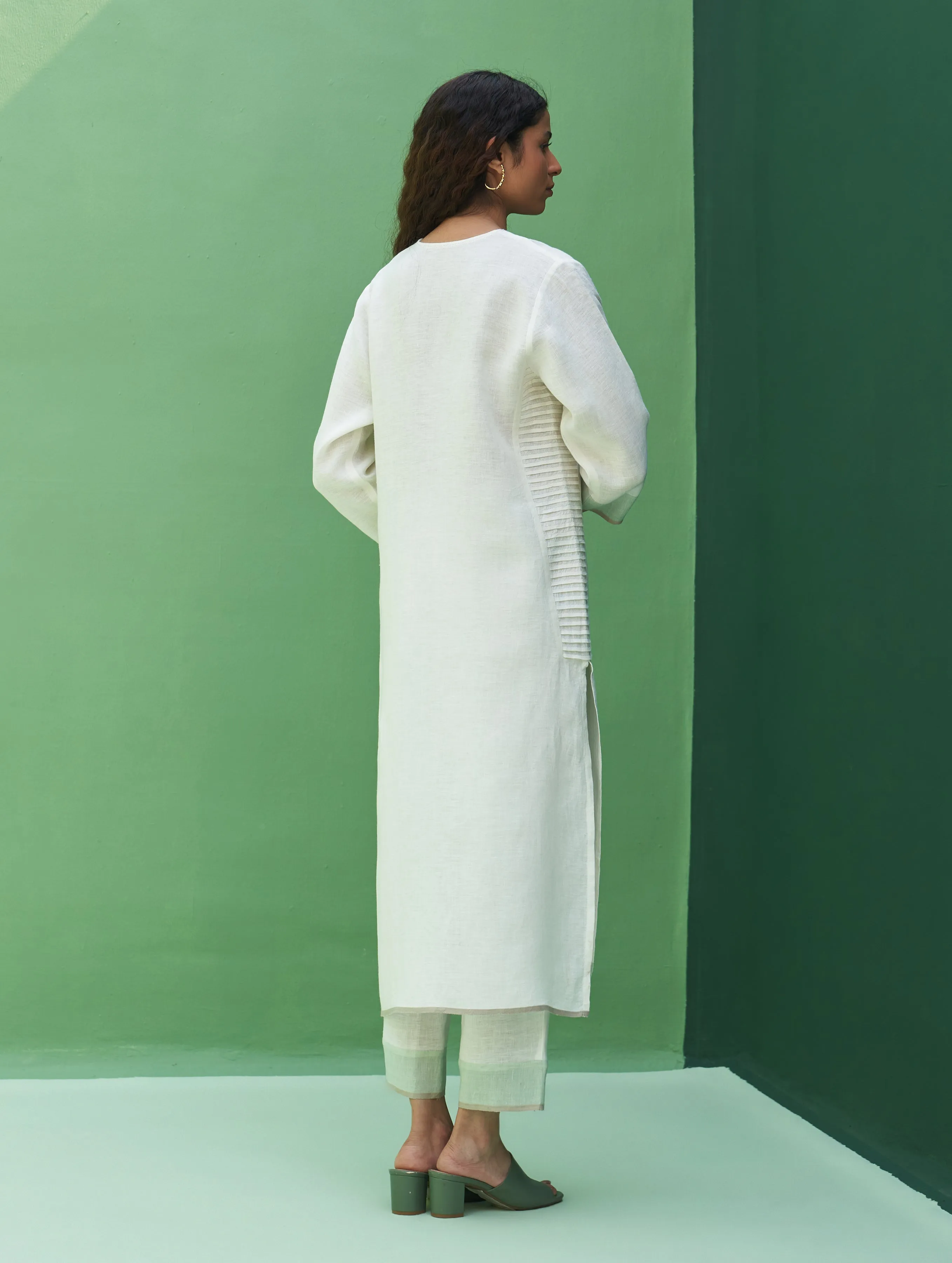 June Border Linen Pleated Kurta - Ivory