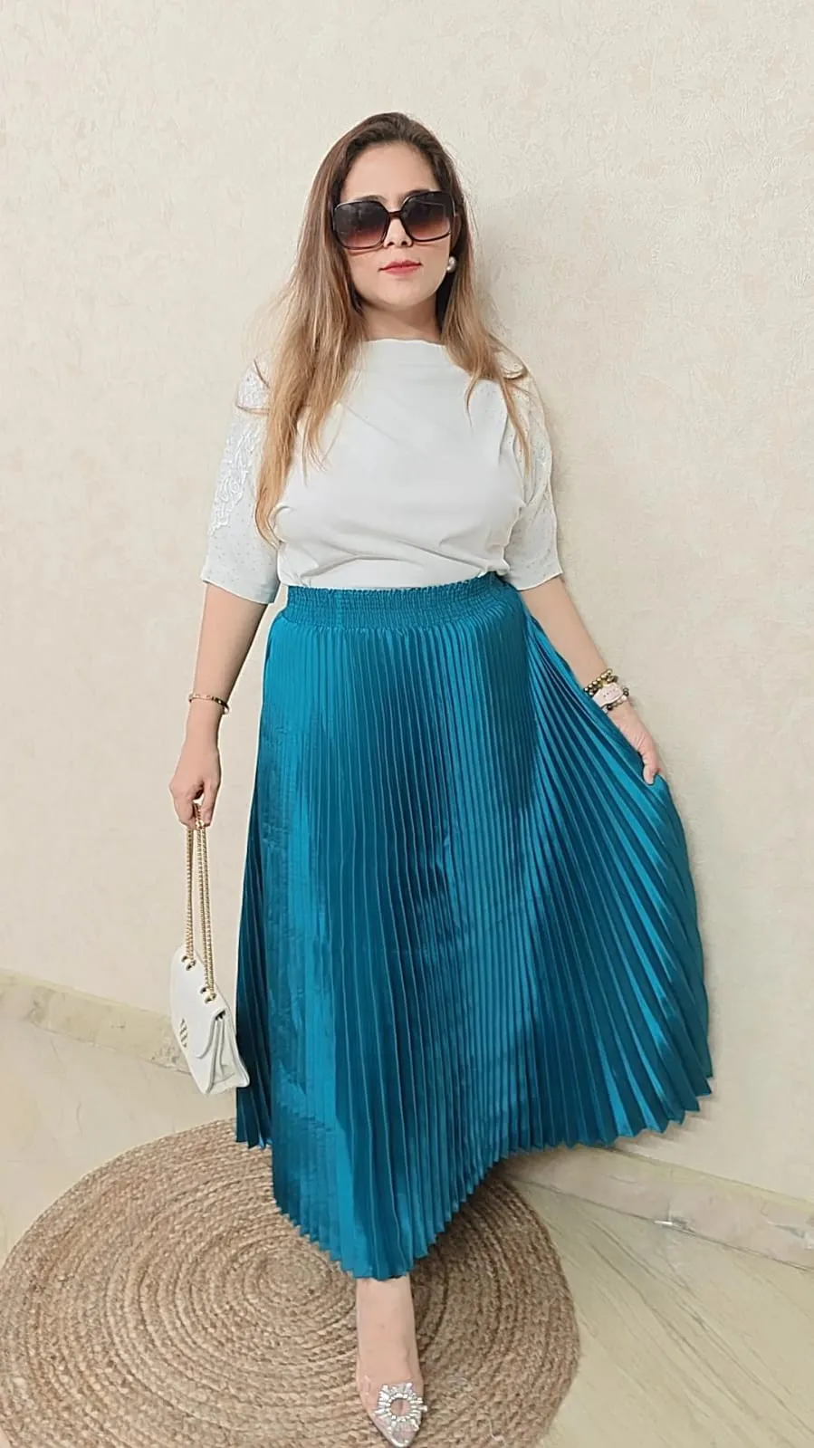 Pleated skirt long length